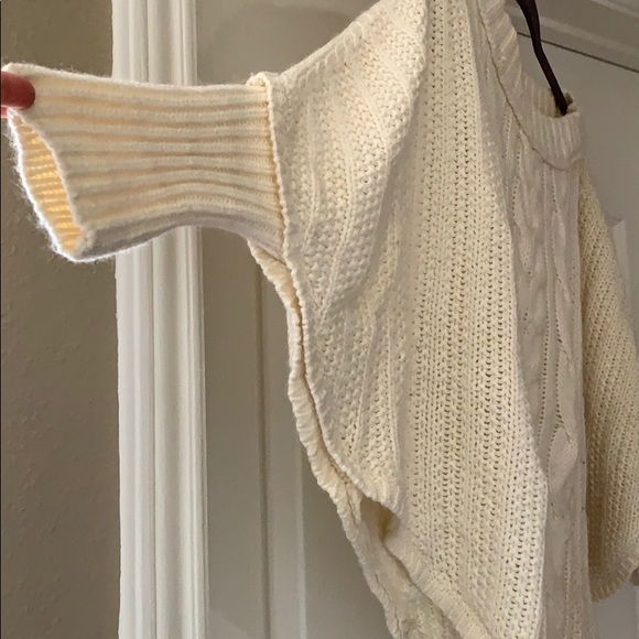 Cream Knit Poncho - Picture 2 of 4